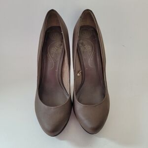 Berska Ultra‎ High Deep Taupe Platform 5" Heels